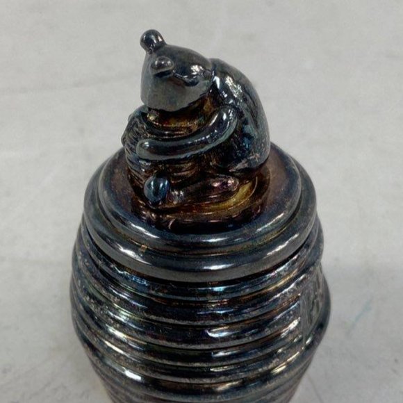 Disney Lunt Tarnish-Resistant Black Winnie the Pooh Honey Pot Trinket Box - Picture 7 of 7